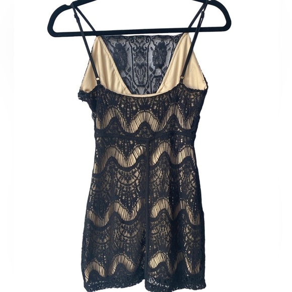 Tobi Black Tan Lace Spaghetti Strap Mini Dress XS - Picture 5 of 7